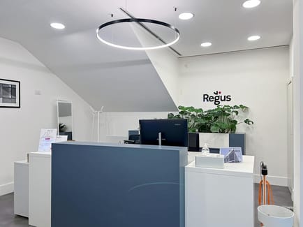 Image 11 of Regus - Salita San Nicola da Tolentino n. 13