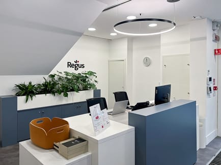 Image 2 of Regus - Salita San Nicola da Tolentino n. 13