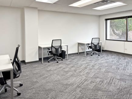 Image 10 of Regus - 320 Decker Drive