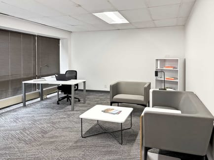 Image 4 of Regus - 320 Decker Drive