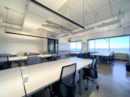 Image 4 of Spaces - 1900 Powell St,Suite 600 & 700