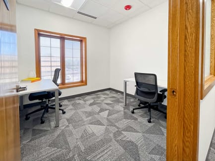 Image 4 of IWG - 640 S Washington St, Naperville