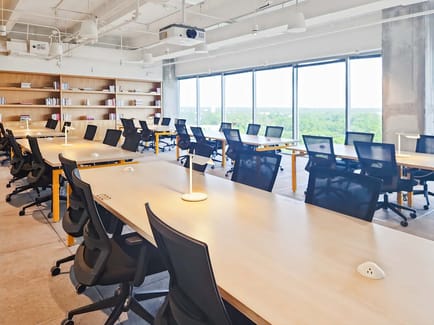 Image 8 of Spaces - 1725 Hughes Landing Blvd,11th Floor