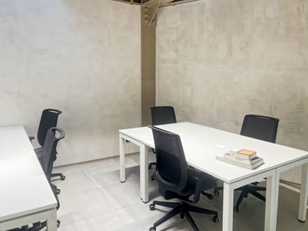 Image 8 of Regus - Rua das Fontainhas, 86
