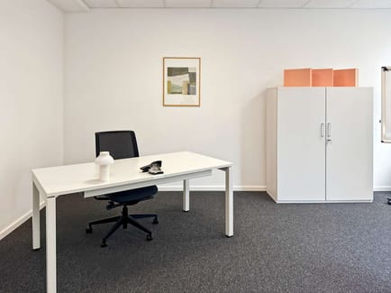 Image 4 of Regus - Rößlerstraße 94