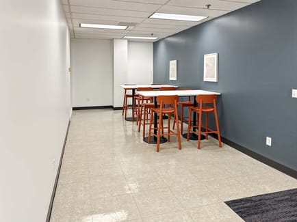 Image 5 of Regus - 301 N Elm St,Suite 600