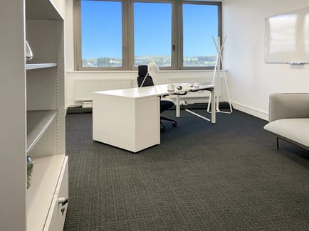 Image 21 of Regus - 6th floor,Kokkolastrasse 5