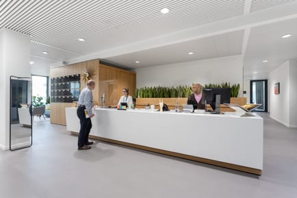 Image 15 of Spaces - 53 Bd Royal