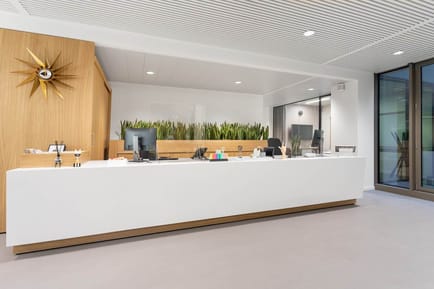 Image 2 of Spaces - 53 Bd Royal