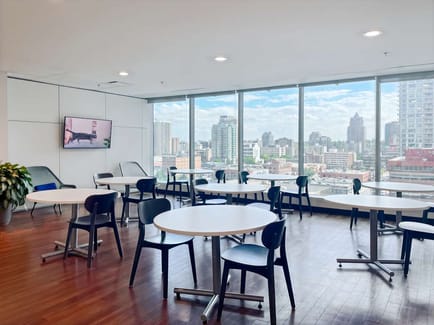 Image 5 of Regus - 903-8th Avenue SW,Suite 900