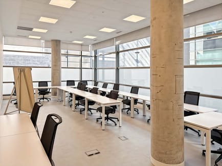 Image 10 of Spaces - PE AVALON, Calle Santa Leonor 65