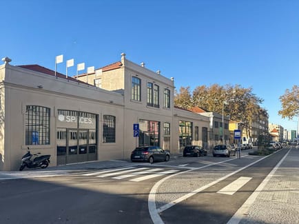 Image 1 of Spaces - Avenida Meneres,640