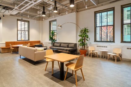 Image 10 of Spaces - 320 Bay Street,101