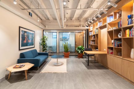 Image 7 of Spaces - 320 Bay Street,101