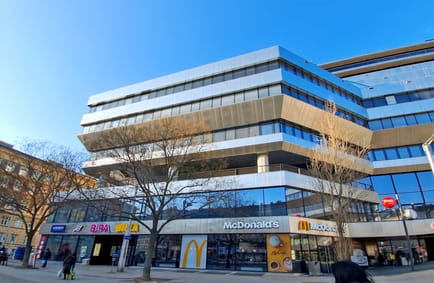 Image 2 of Spaces - Julius-Tandler-Platz 3