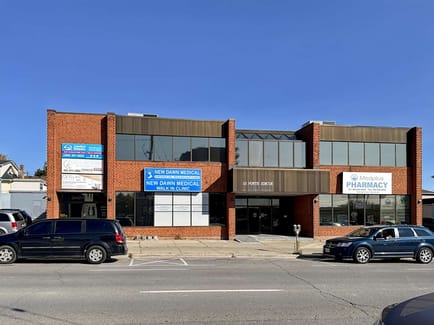 Image 1 of Hq - 111 Simcoe Street N,Suite 206