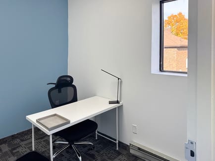 Image 11 of Hq - 111 Simcoe Street N,Suite 206