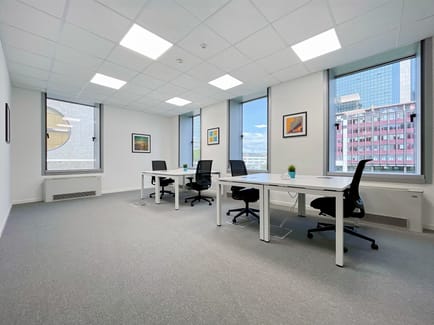 Image 17 of Regus - Via Giovanni Porzio 4
