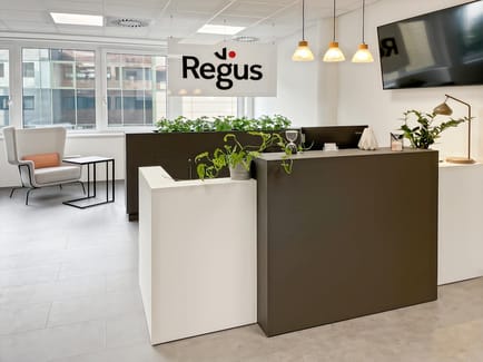 Image 2 of Regus - Montevideó utca 9