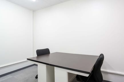 Image 8 of Regus - 1F & 4F & 5F  Hawk City Naha Building,1-10-24 Matsuo, Naha-shi