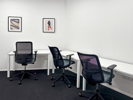Image 4 of Regus - Átrium Office Debrecen International Airport