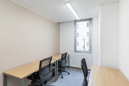Image 4 of Regus - 2F　Denki Building Honkan,3-1 Sakurabashi Dori