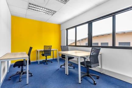Image 4 of Regus - Regus Business Centre,Bird Sanctuary,Buiding B, Town Hill