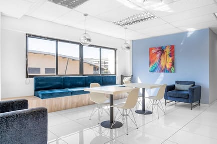 Image 5 of Regus - Regus Business Centre,Bird Sanctuary,Buiding B, Town Hill
