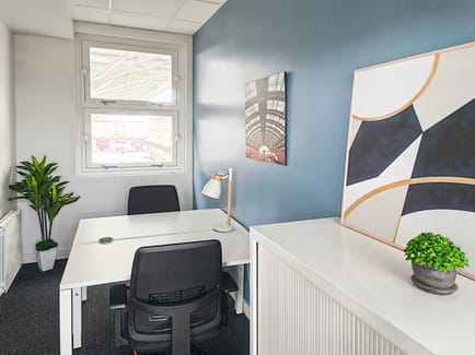 Image 7 of Regus Express - 47 place Alphonse Fiquet