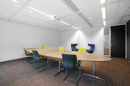 Image 3 of The Office Operators - P.J. Oudweg 4