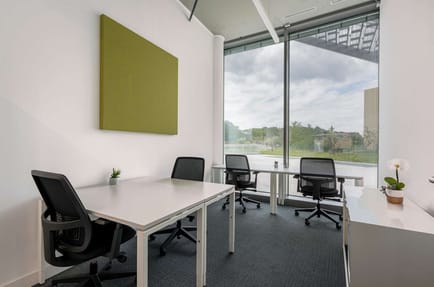Image 4 of Regus - Route Suisse 8A