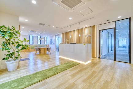 Image 3 of Regus - THE PLACE Hanabata 6-7F,1-28 Shinshigai, Chuo-ku,Kumamoto-shi