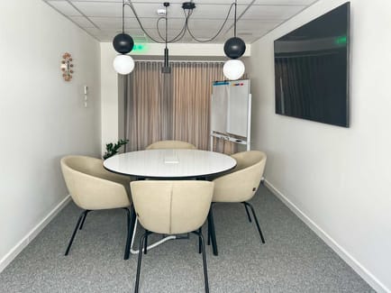 Image 10 of Spaces - 328-330 Thiseos Avenue