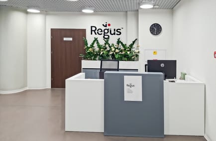 Image 2 of Regus - Al. Wyzwolenia 46