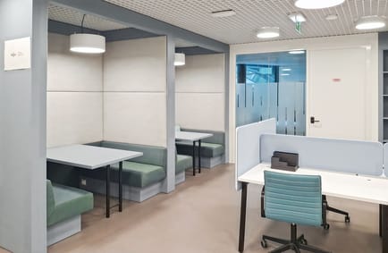 Image 4 of Regus - Al. Wyzwolenia 46