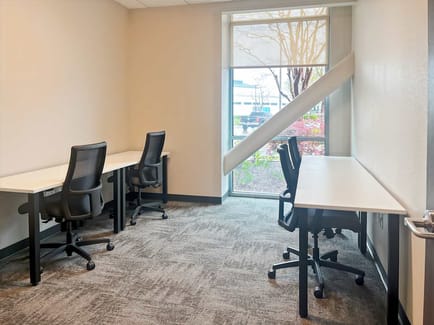 Image 4 of Spaces - 265 E River Park Circle,1st Floor
