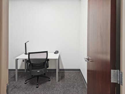 Image 4 of Regus - 11 Scott Street
