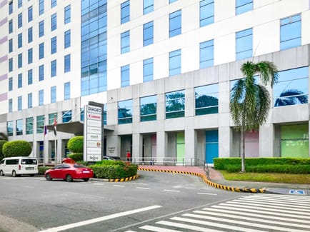 Image 1 of Regus - 4/F Unit 4 C& D,Commerce and Industry Plaza Building,Mckinley Town Center, Park Avenue