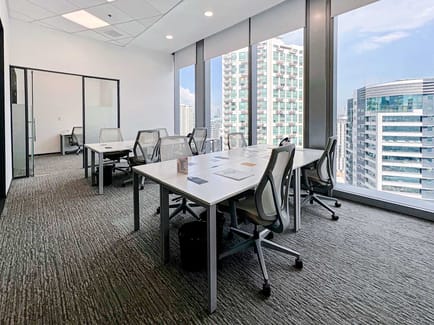Image 8 of Spaces - 28F & Penthouse,World Plaza, 5th Ave, Bonifacio Global City