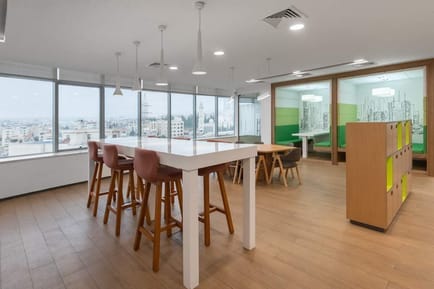 Image 9 of Regus - Queen Zain Al Sharaf Rd،,5th Floor