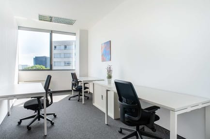 Image 9 of Regus - GRAND CENTAR, Hektoroviceva ulica 2,5th Floor
