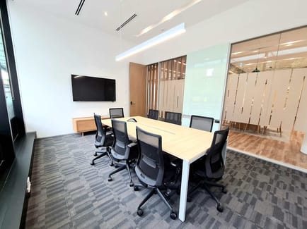 Image 3 of Regus - 155 Fanshawe Street
