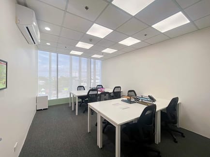 Image 15 of Regus - Lot 1A,Alabang-Zapote rd. corner Marcos Alvarez Ave.,Talon Uno Colours Center
