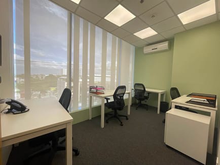 Image 8 of Regus - Lot 1A,Alabang-Zapote rd. corner Marcos Alvarez Ave.,Talon Uno Colours Center