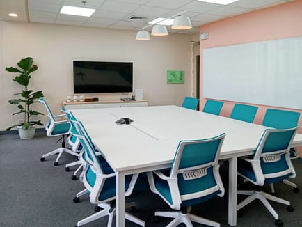 Image 3 of Regus - 3F ILOILO BUSINESS PARK FESTIVE WALK MALL,MEGAWORLD BOULEVARD MANDURRIAO,Abeto Mirasol Taft South ( Quirino Abeto)