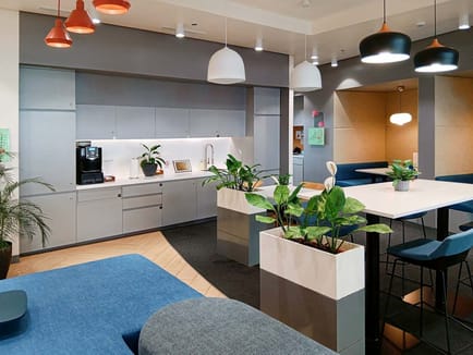 Image 6 of Regus - 3F ILOILO BUSINESS PARK FESTIVE WALK MALL,MEGAWORLD BOULEVARD MANDURRIAO,Abeto Mirasol Taft South ( Quirino Abeto)