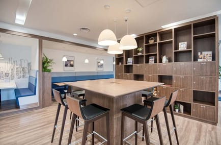 Image 4 of Regus - Yokohama Landmark Plaza 5F,2-2-1 Minatomirai, Nishi-ku
