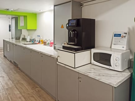 Image 6 of Hq - 20 Place des Halles
