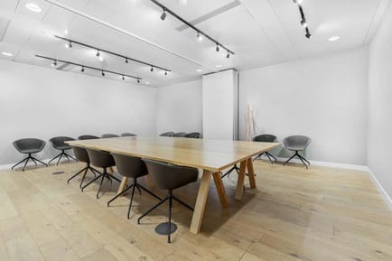 Image 3 of Central Working - 84 Wood Lane, White City