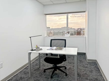 Image 7 of Regus - 3 Gateway Center,12th floor